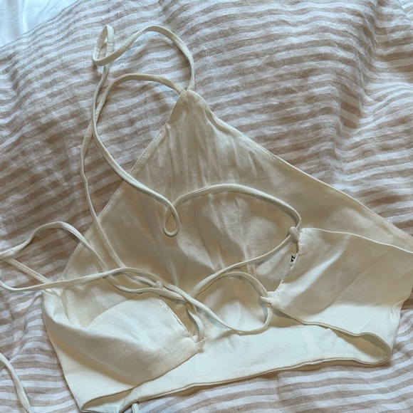 Halter crop - Picture 2 of 2